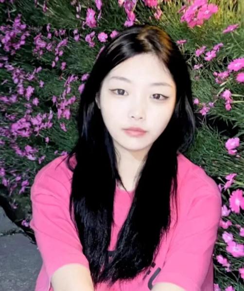 DƬ
